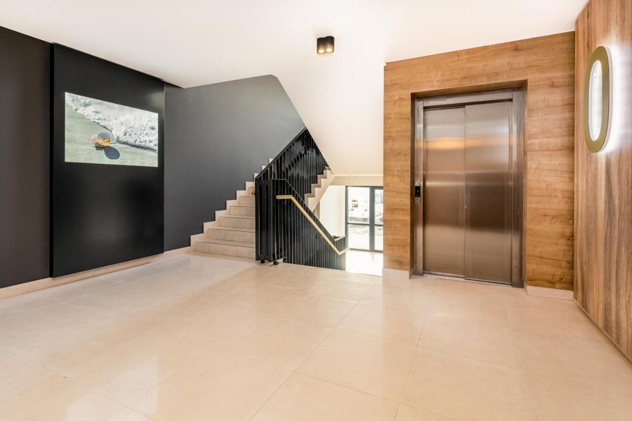 Apartment Pearl Marina Studio By Renters *
